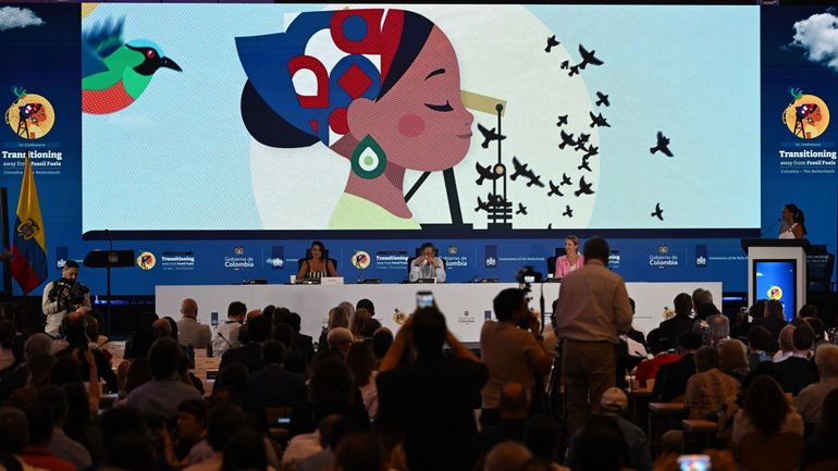 "Historique !", "Pour les générations futures !" : À Santa Marta, le nouvel élan pour la sortie des énergies fossiles... et après ?