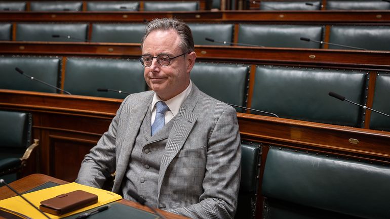 Les niches fiscales encore épargnées par le gouvernement ? "C’est le symptôme d’un système qui taxe relativement mal" Les niches fiscales encore épargnées par le gouvernement ? "C’est le symptôme d’un système qui taxe relativement mal"