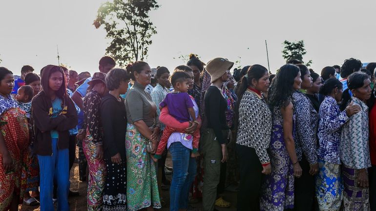 500.000 déplacés au Cambodge : des pourparlers sous haute tension avec la Thaïlande