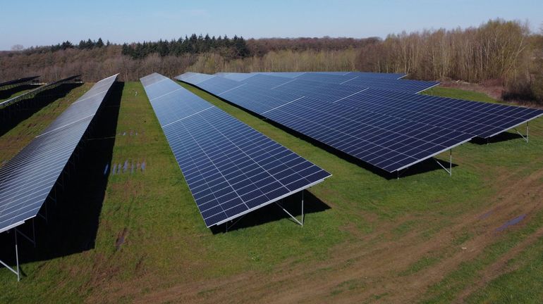 Les énergies renouvelables ont presque rattrapé le nucléaire en 2025 dans la production d'énergie