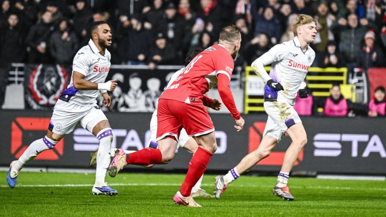 Killian Sardella ravi par le sursaut d'orgueil d'Anderlecht : "Quand on met de l'intensité et de la grinta, on est au-dessus de tout le monde"