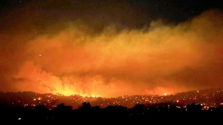 Australie : l'Etat de Victoria en proie aux feux dans des "conditions catastrophiques", selon les pompiers