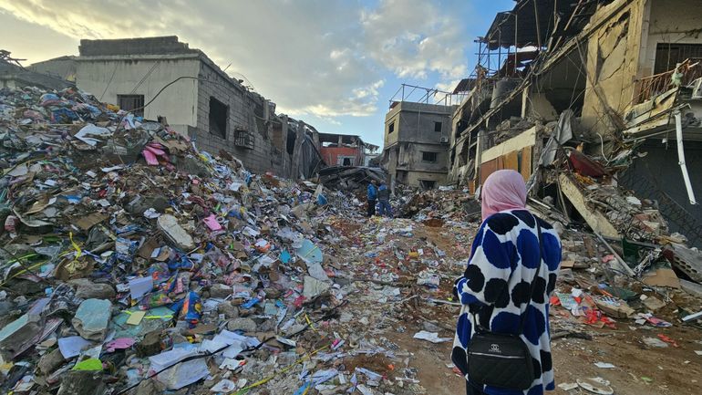 182 morts et 890 blessés : le Liban, meurtri après les frappes israéliennes, observe une journée de deuil national