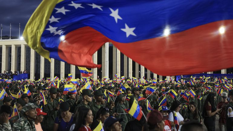 Venezuela : pétrole, armée, pauvreté, que restera-t-il de l'héritage Maduro ?