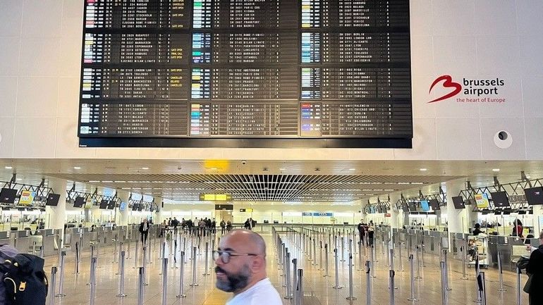 Le ciel belge paralysé à plusieurs reprises en raison de drones : le ministre Quintin demande une convocation du Conseil national de sécurité