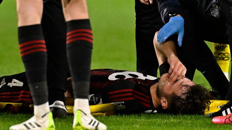 Accablé par les blessures, Zinho Vanheusden met un terme à sa carrière à seulement 26 ans