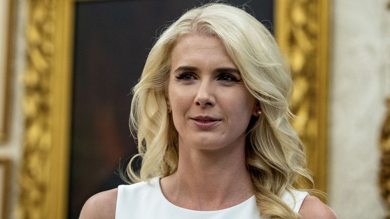 Qui est Natalie Harp, l'assistante dévouée de Donald Trump soudainement mise sous les projecteurs ?
