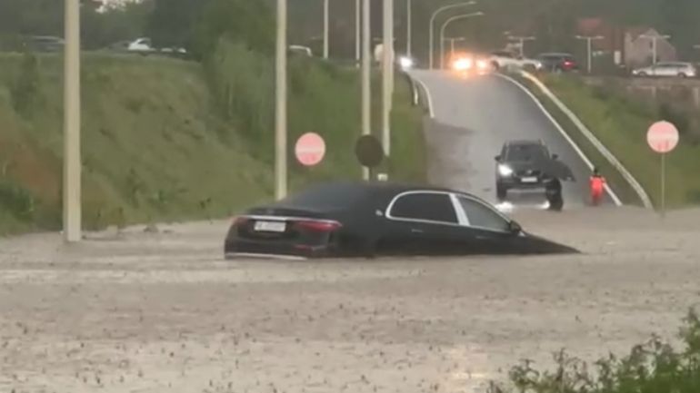 Violents orages dans la région de Charleroi : une cinquantaine d’interventions des secours et des perturbations à l’aéroport