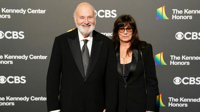 Le réalisateur américain Rob Reiner et sa femme retrouvés morts à leur domicile : leur fils arrêté