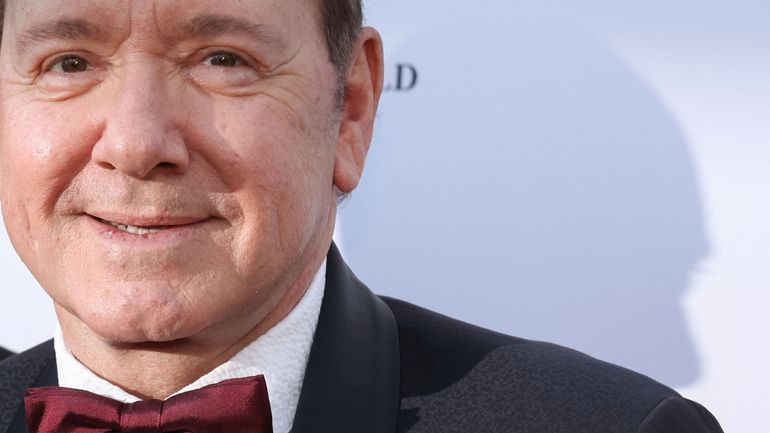 L'acteur Kevin Spacey évite un nouveau procès en concluant un accord avec trois hommes l'accusant d'agressions sexuelles