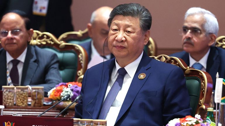 Le président chinois Xi Jinping s'envole pour les Etats-Unis et un sommet avec Trump