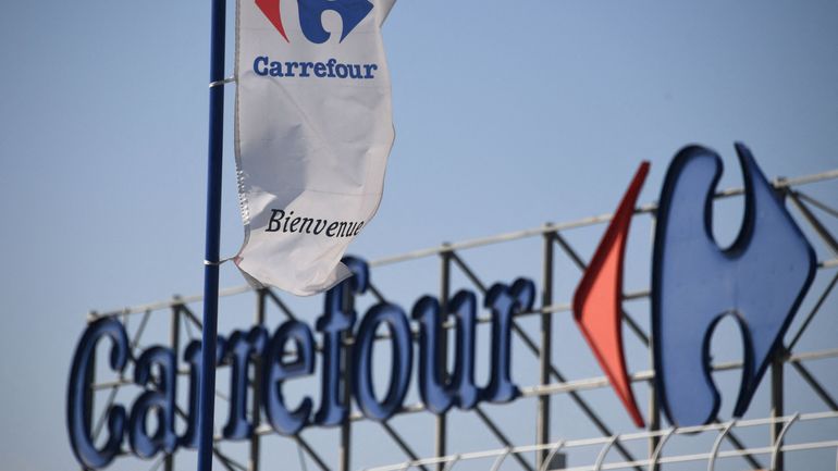 Carrefour qui se dit "incontournable" étudie la vente de ses activités en Belgique, les syndicats inquiets