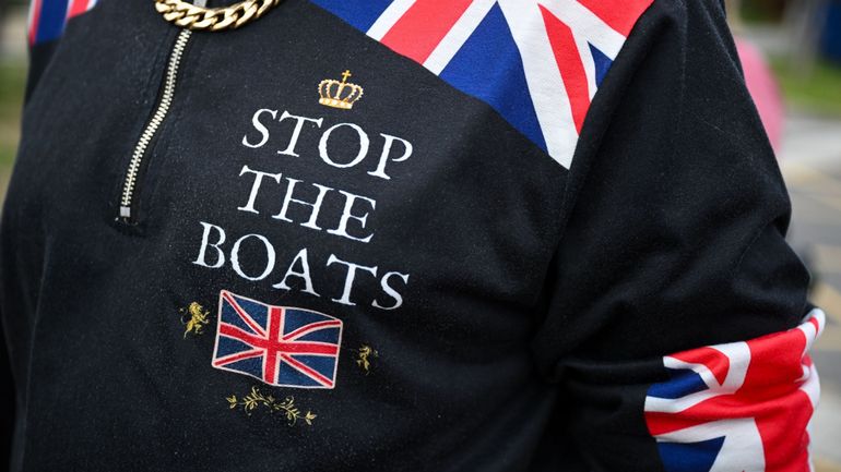 Angleterre : des manifestants prennent des joueurs de cricket pakistanais pour des migrants