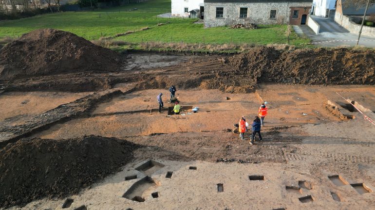 Dans la peau d'un archéologue : fouiller pour enrichir nos connaissances du passé