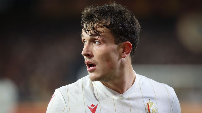 Un peu mauvais perdant, Dennis Eckert Ayensa ? "Dender célèbre beaucoup mais en championnat, ils n’ont rien à fêter" Un peu mauvais perdant, Dennis Eckert Ayensa ? "Dender célèbre beaucoup mais en championnat, ils n’ont rien à fêter"