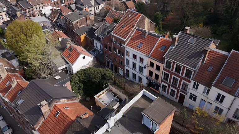 Ventes aux enchères : bonnes affaires ? Les notaires font presque tout en ligne avec leur application Biddit