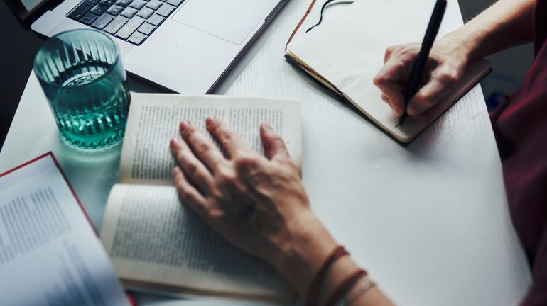 Auto-éditer son livre, bonne idée ou risque de dérives ? 