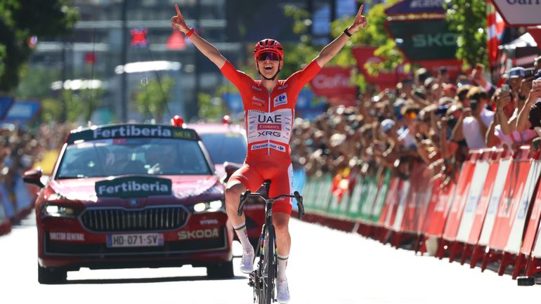Tadej Pogacar assomme la Vuelta dès la 4e étape après un numéro de 50 kilomètres, Jarno Widar 2e