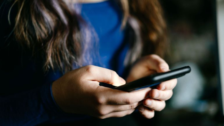 Harcèlement, surveillance, menaces : les jeunes et les personnes LGBTQIA + particulièrement exposés aux violences numériques