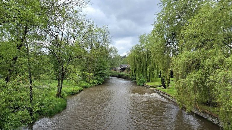 Météo en Belgique : quelques averses et temps très frais ce mardi