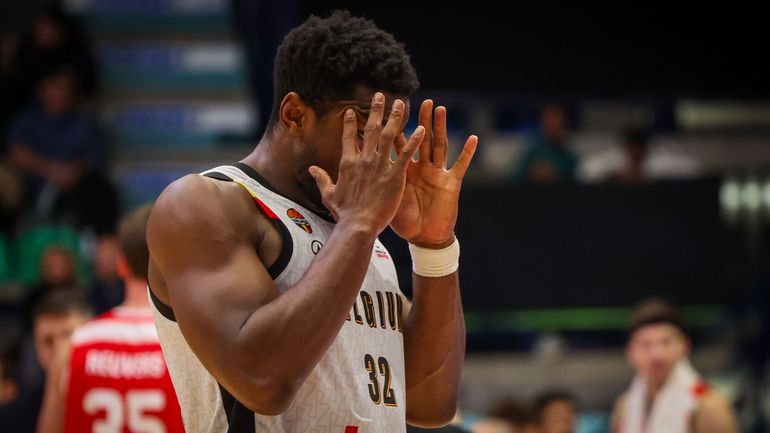 C’est cruel : les Lions s’inclinent au bout du suspense contre la Hongrie sur la route du Mondial 2027