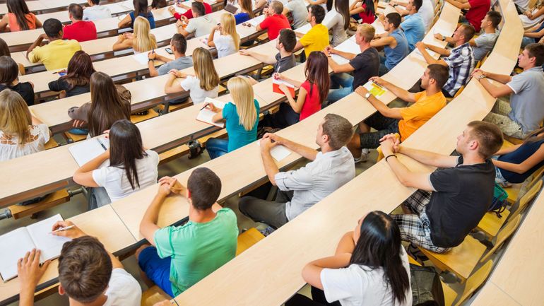 Le minerval bientôt plus cher pour un étudiant sur deux dans l'enseignement supérieur