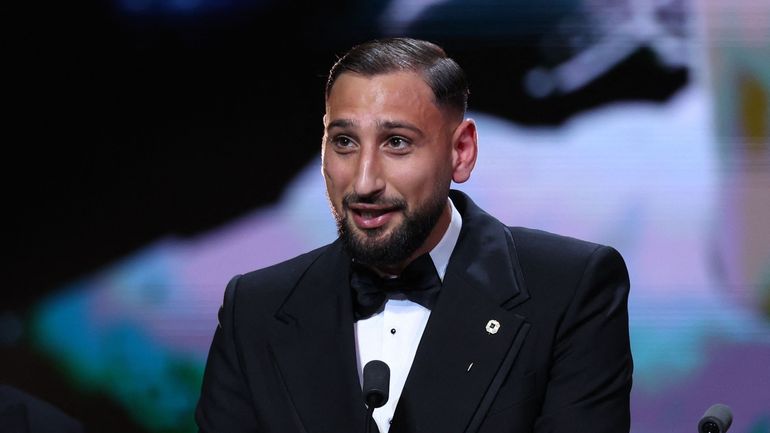 Gianluigi Donnarumma préféré à Thibaut Courtois en tant que meilleur gardien de l'année 2025 aux The Best FIFA Football Awards Gianluigi Donnarumma préféré à Thibaut Courtois en tant que meilleur gardien de l'année 2025 aux The Best FIFA Football Awards