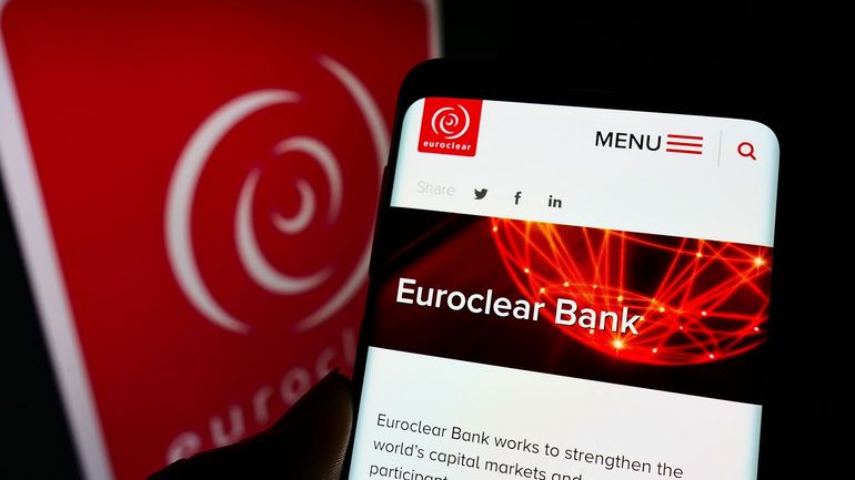 Avoirs russes gelés : sept pays écrivent à Ursula Von der Leyen pour appuyer la piste du prêt de réparation Avoirs russes gelés : sept pays écrivent à Ursula Von der Leyen pour appuyer la piste du prêt de réparation