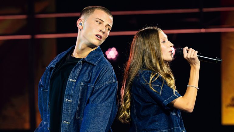 The Voice Kids : Zoé enflamme la demi-finale avec un tableau chant-danse époustouflant The Voice Kids : Zoé enflamme la demi-finale avec un tableau chant-danse époustouflant