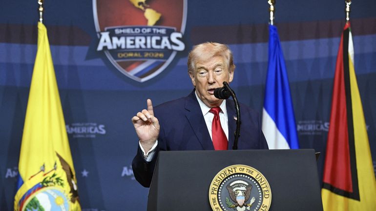 Trump dit que Cuba "vit ses derniers moments"