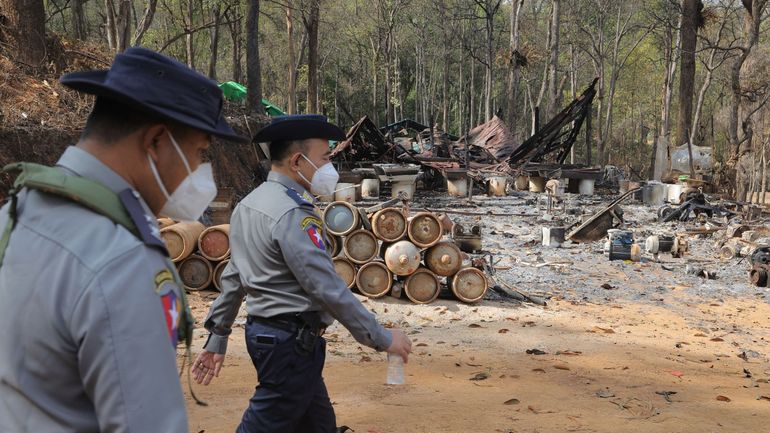 Coup d'État en Birmanie : "C'est la plus grande saisie et destruction réalisée dans une opération antidrogue de notre histoire", affirme la junte