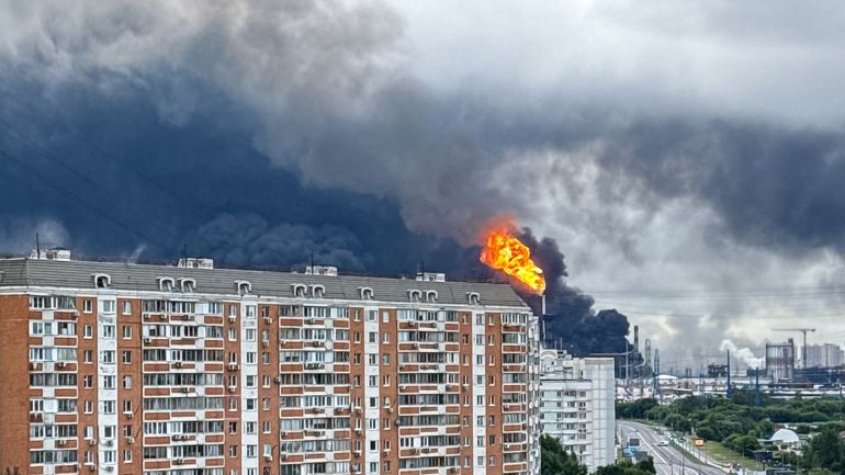Guerre en Ukraine : Kiev frappe la raffinerie de Moscou, la Russie tire des missiles sur la capitale ukrainienne
