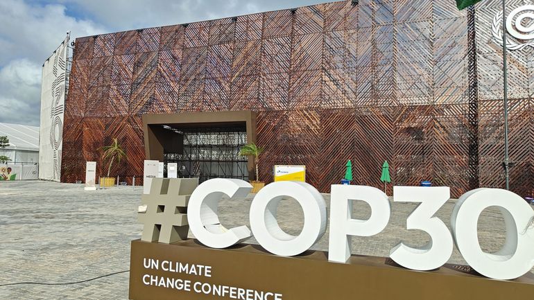 Un accord imminent à la COP30 : décevant pour les Européens, il ne mentionne pas la sortie des énergies fossiles Un accord imminent à la COP30 : décevant pour les Européens, il ne mentionne pas la sortie des énergies fossiles
