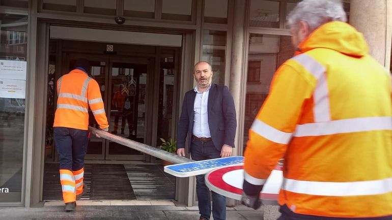Entre Tubize et Braine-le-Château, un conflit de voirie tourne au western