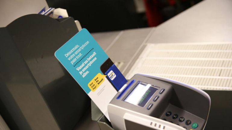 Les paiements électroniques via Bancontact perturbés de dimanche à lundi en raison d'une intervention sur le réseau Worldline