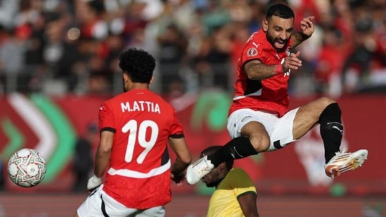 Coupe d'Afrique des Nations : à dix une mi-temps, l'Egypte écarte l'Afrique du Sud d'Hugo Broos et file en 8es de finale