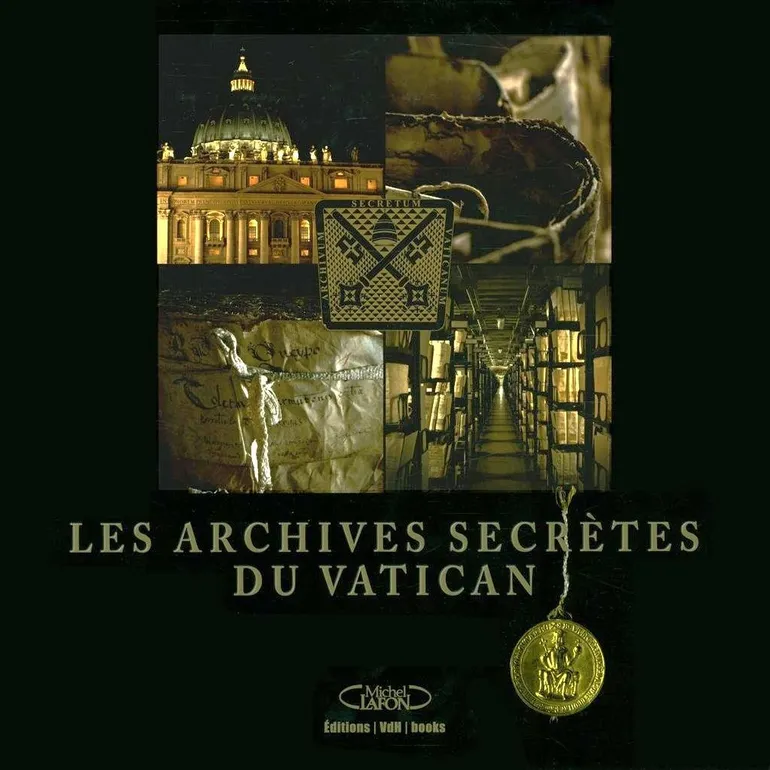 Les archives secrètes du Vatican, Michel Lafon-VdH books, 2012.