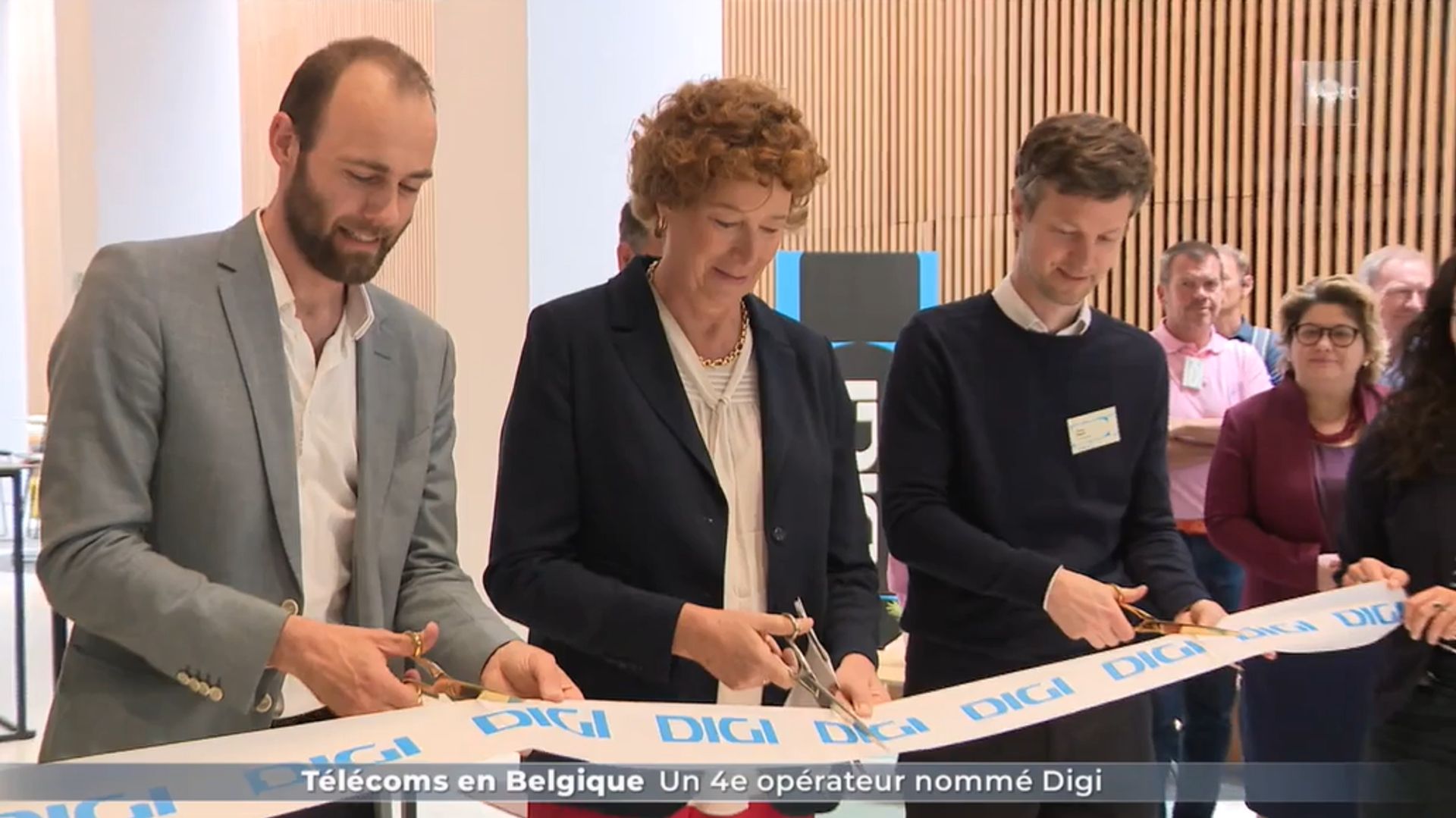 Le nouvel opérateur télécom Digi présente son offre (jp08h-11/12/2024 ...